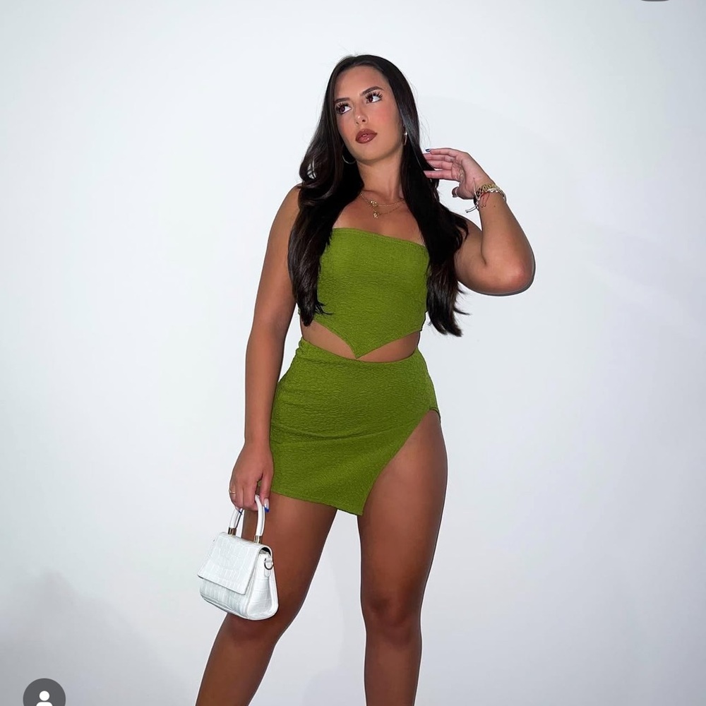 PrettyLittleThing Green Cut-Out Dress